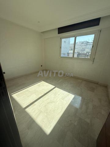 Appartement à louer 88 m² à Casablanca - 2