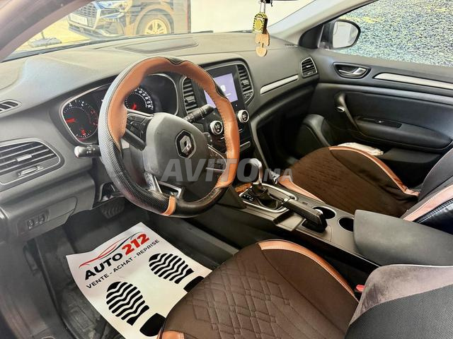 RENAULT MEGANE 2022 - 2
