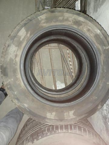 ٤ إطارات مستعملة