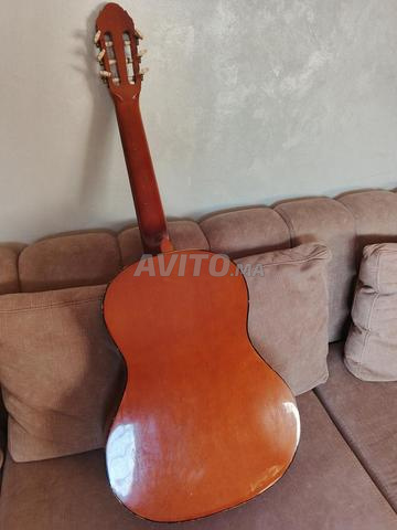 Guitare à vendre pro très propre - 2
