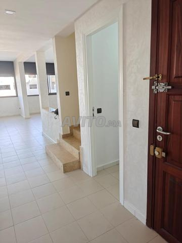 Duplex vide à louer 4 ch à Mahaj Riad - 2