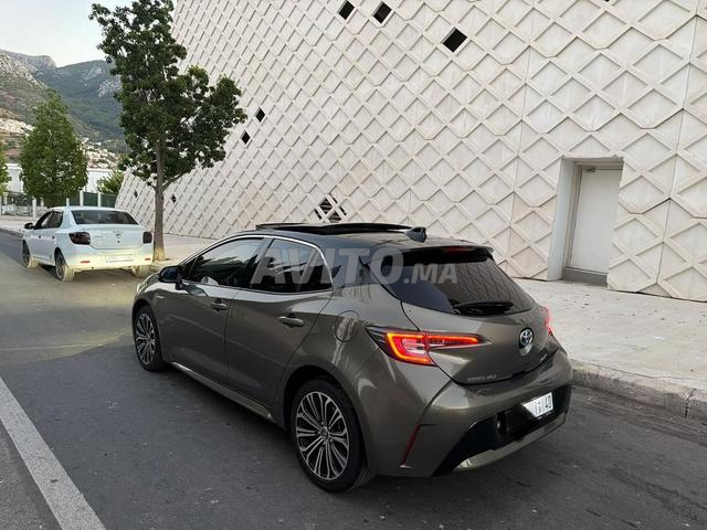 Toyota Corolla S Hybride - 2