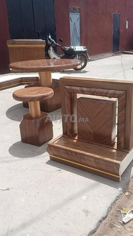 Vernis et peinture sur bois - 2