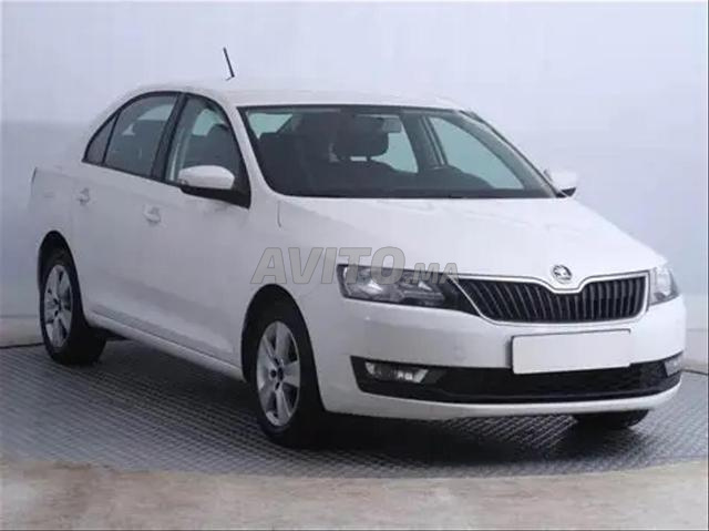 Skoda Rapid finition Élégance Diesel 2015 à Agadir