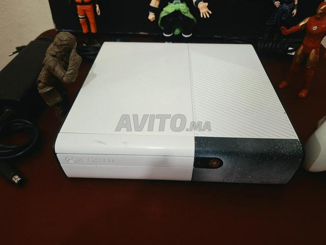 Xbox 360 Slim E JTAG DD 750G 104 jeux - 2