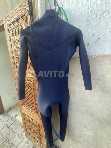 بدلة ركوب الأمواج - 2