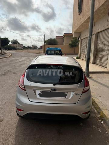 Ford Fiesta Trend Plus 2017 - 2