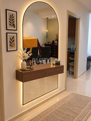 Miroir avec cadre en polyester - 2