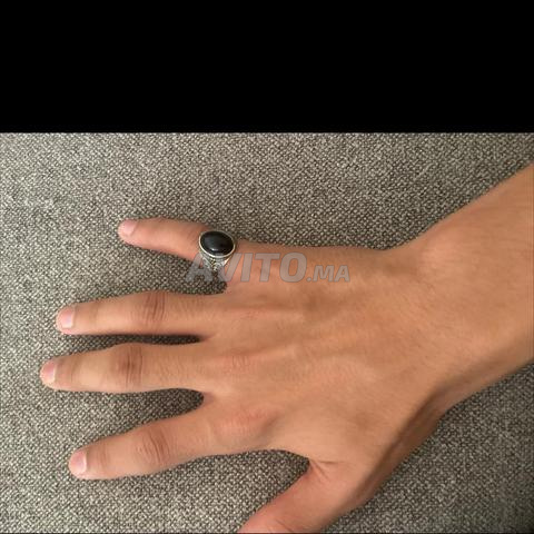 Une bague très stylée - 2