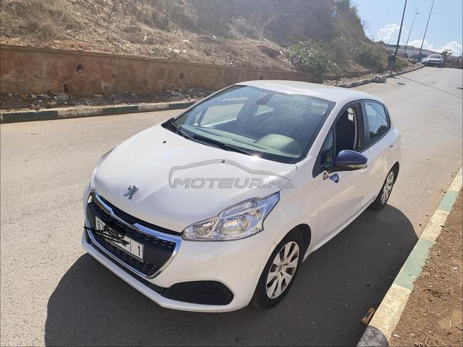 Peugeot 208 Diesel Manuelle 2017 à Rabat
