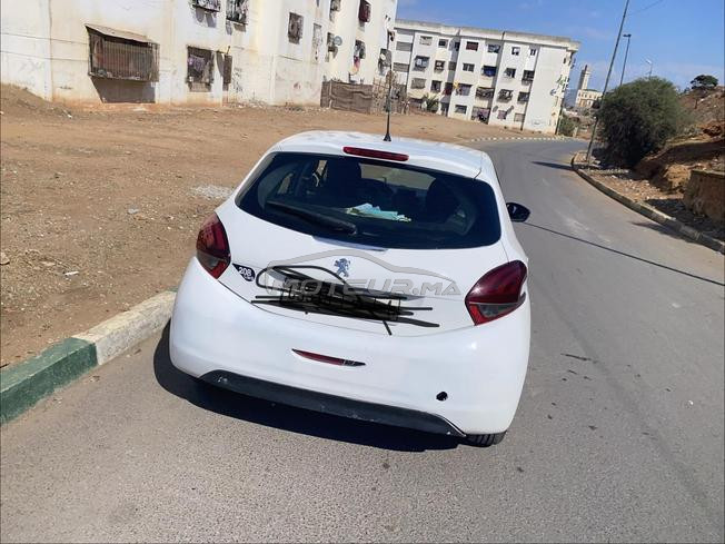 Peugeot 208 Diesel Manuelle 2017 à Rabat