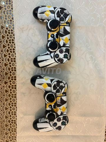 Manette PS4 2 et chargeur Sac PS4 - 2