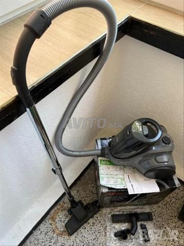 Aspirateur-traîneau AEG LX5 - 700 W - 2