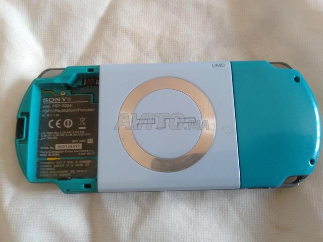 Sony PSP modèle 3004 - 2