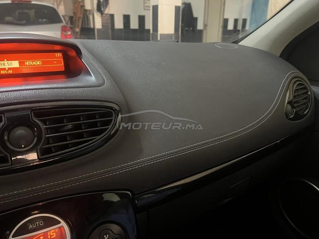Renault Clio Essence Manuelle 2011 à Oujda