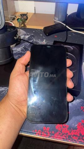 iPhone 12 Pro Max avec boîte - 2