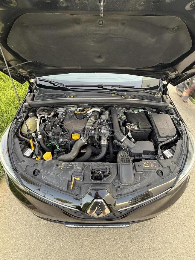 Renault clio 5 model 2022 l3amra version explore
