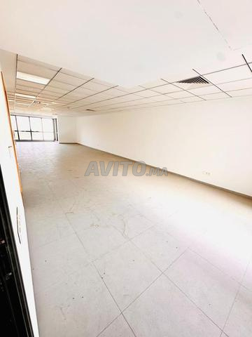 À LOUER – PLATEAU DE BUREAU DE 112 m² AVEC PARKING - 2