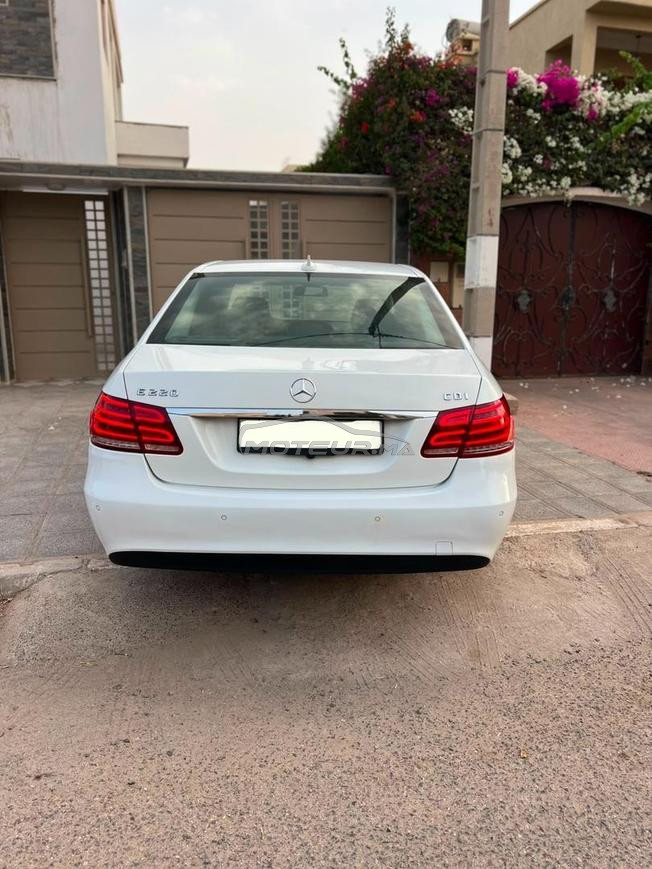 MERCEDES-BENZ E220 DIESEL AUTOMATIQUE | 2015