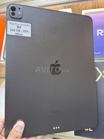 iPad Pro 13 pouces M4 256gb batterie 92% - 2