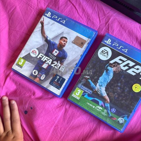 Je propose une PS4 Slim - 2