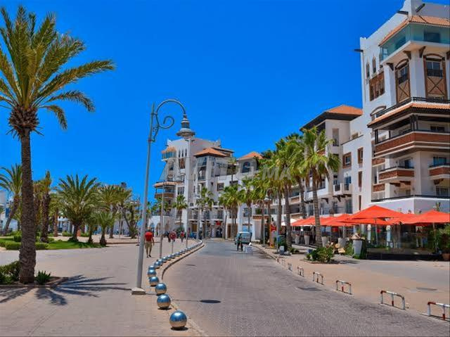 Local commercial à vendre à Marina Agadir
