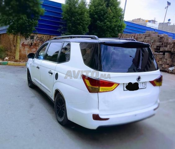 Ssangyong Stavic modèle 2016 - 2