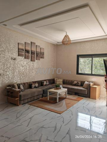 Appartement meublé à louer à la journée dans le quartier Anassia