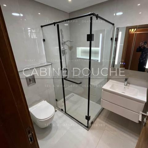 Cabine ou paroi de douche sur mesure sur commande