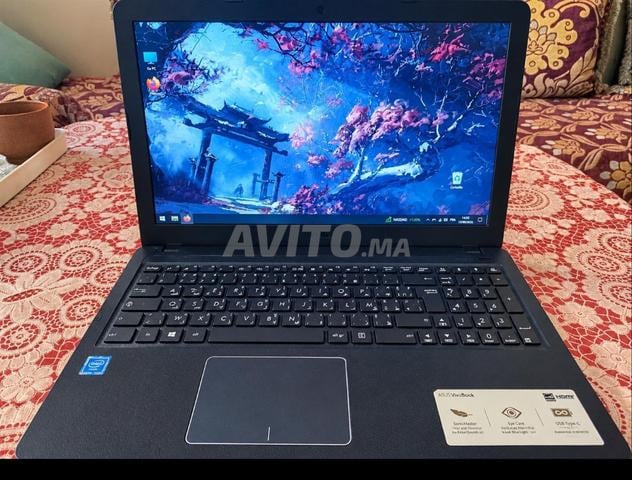 حاسوب محمول ASUS