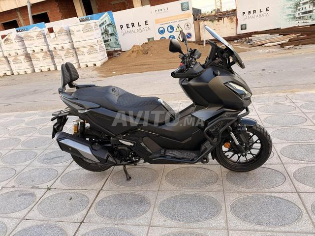 Honda ADV 350 Mallosi - 2