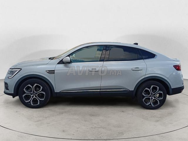 RENAULT. Arkana - 2