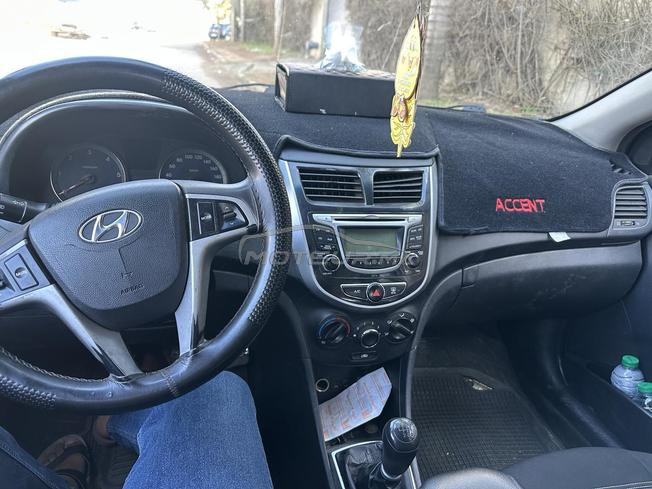 hyundai accent 2014 tt options en excellent etat 