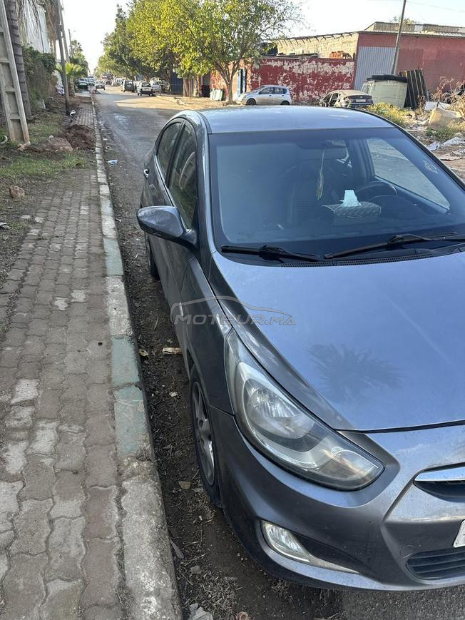 hyundai accent 2014 tt options en excellent etat 