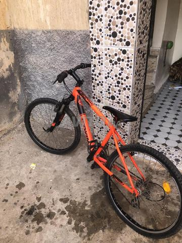 Vélo Btwin taille 26 - 2