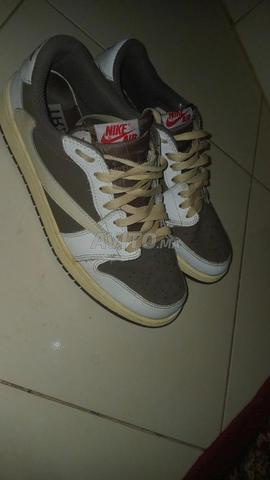 Chaussures Jordan en bon état taille 42 43