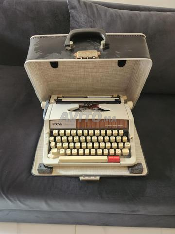 Machine à écrire - 2