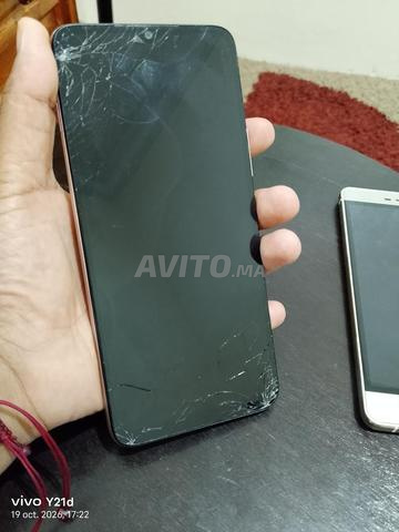 هواتف بحالة جيدة تحتاج فقط لتصليح الشاشة - 2