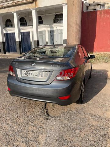 Je mets en vente ma voiture Hyundai accent