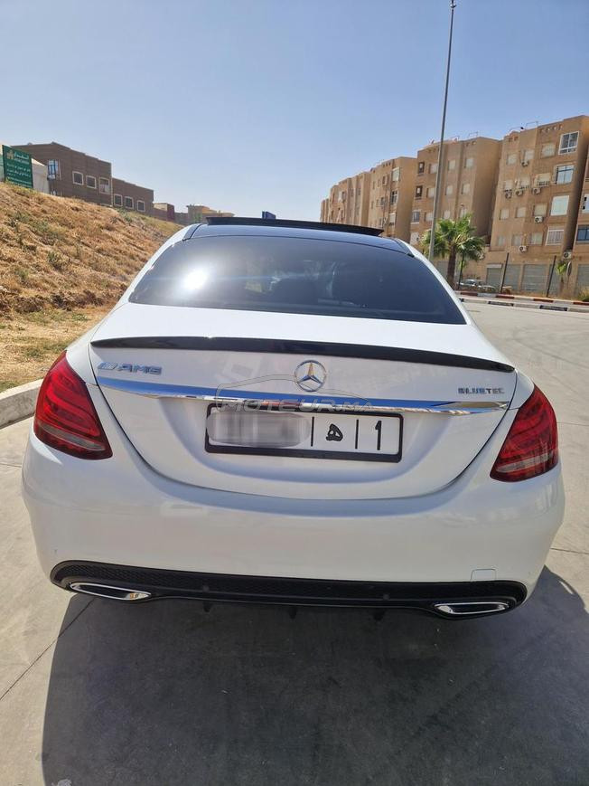 Mercedes classe c 220d pack AMG line. 