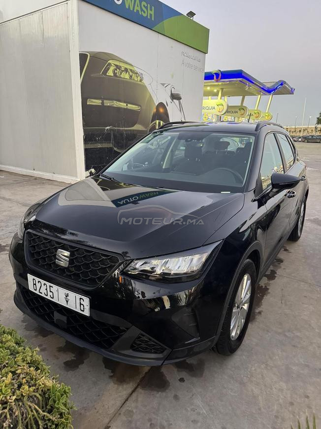 Seat arona essance automatique 