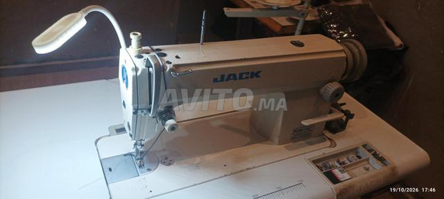 Machine à coudre JACK - 2
