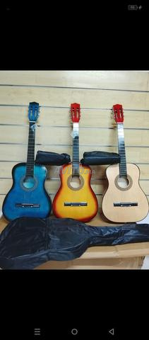 Guitare acoustique grand 4/4 - 2