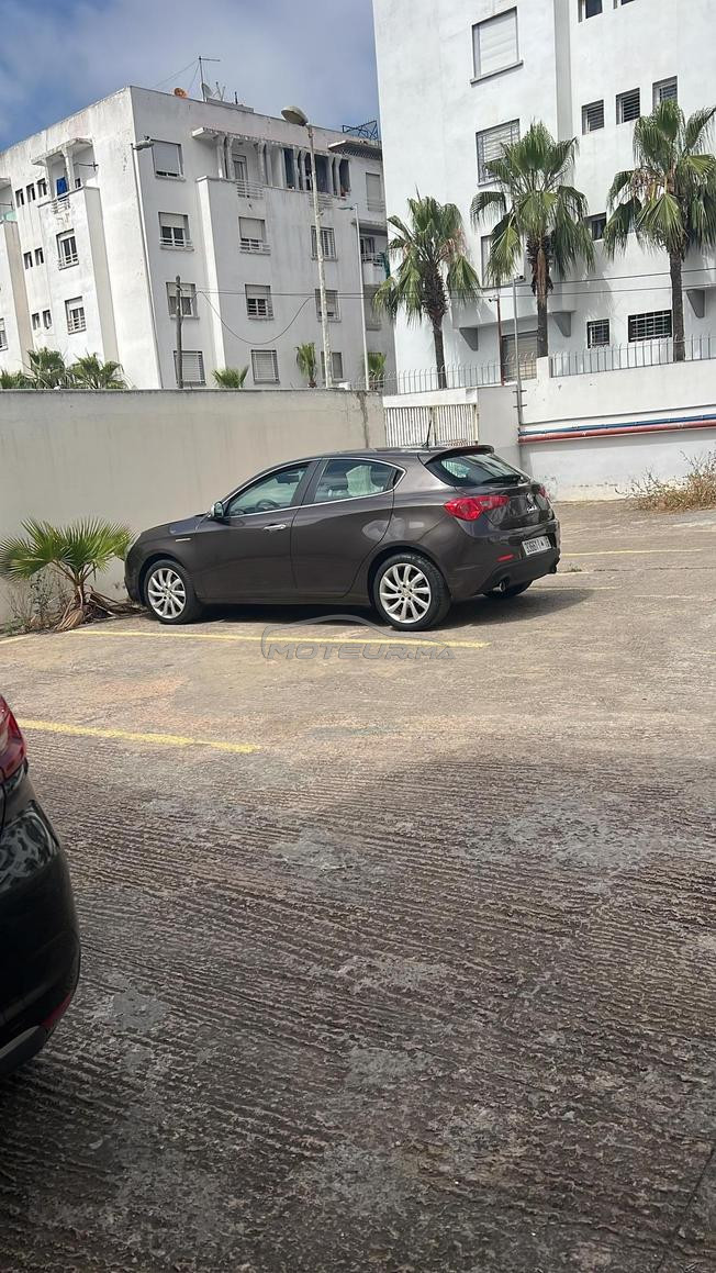 Giulietta 2.0L 175ch auto full sauf toit.  