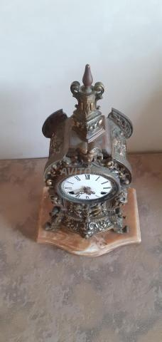 Horloge en bronze, ancienne et lourde - 2