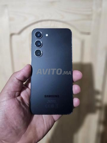 Samsung S23 / 256GB - 2