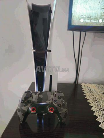Playstation 5 slim cd et plusieurs jeux