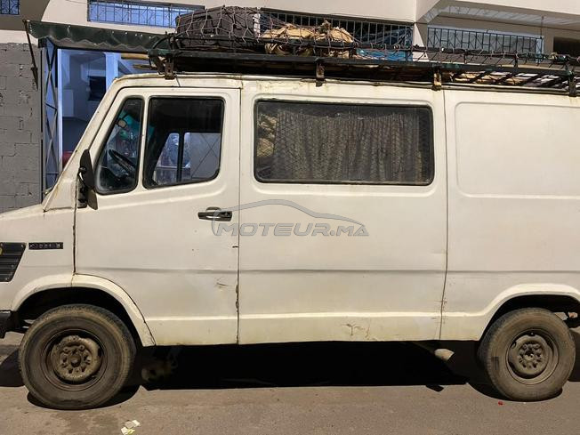 Mercedes-Benz 207D Diesel Manuelle 1997 à Salé