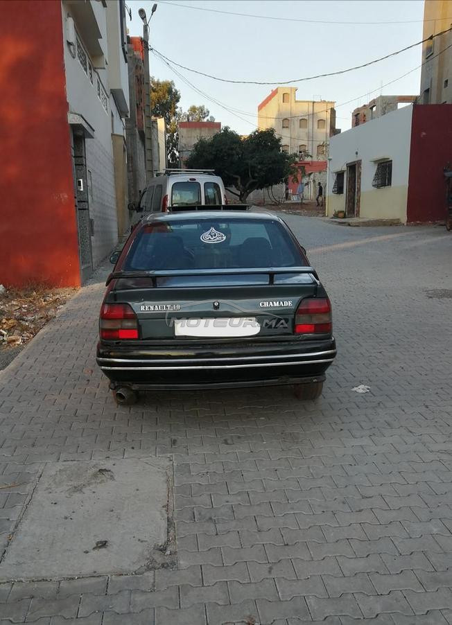 Renault chamade R19 dariba 350 dh 