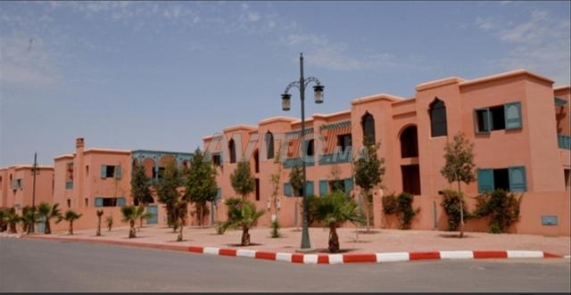 فيلا شبه مكتملة للبيع - قابلة للتشطيب والتخصيص - 2